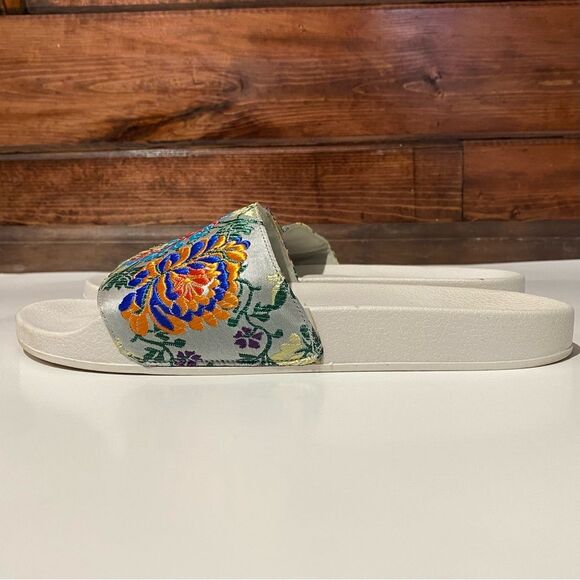 Steve Madden Embroidered Floral Starship Slide Sandals Women's size 10 - Picture 4 of 16